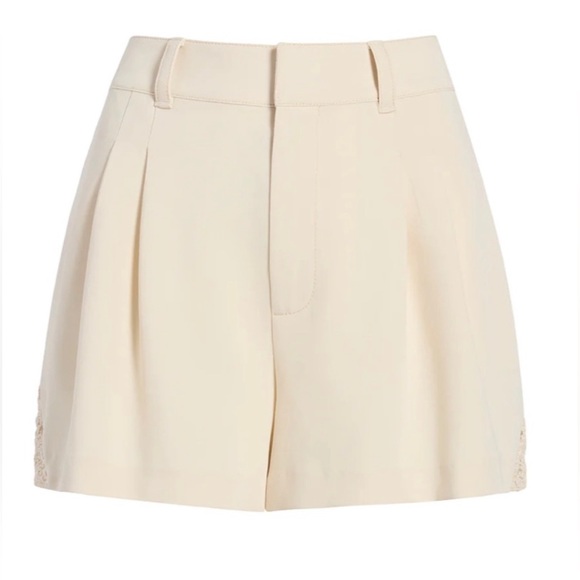 Cinq a Sept CROCHET LACE CORINNA SHORT NWT high waisted - Picture 4 of 15